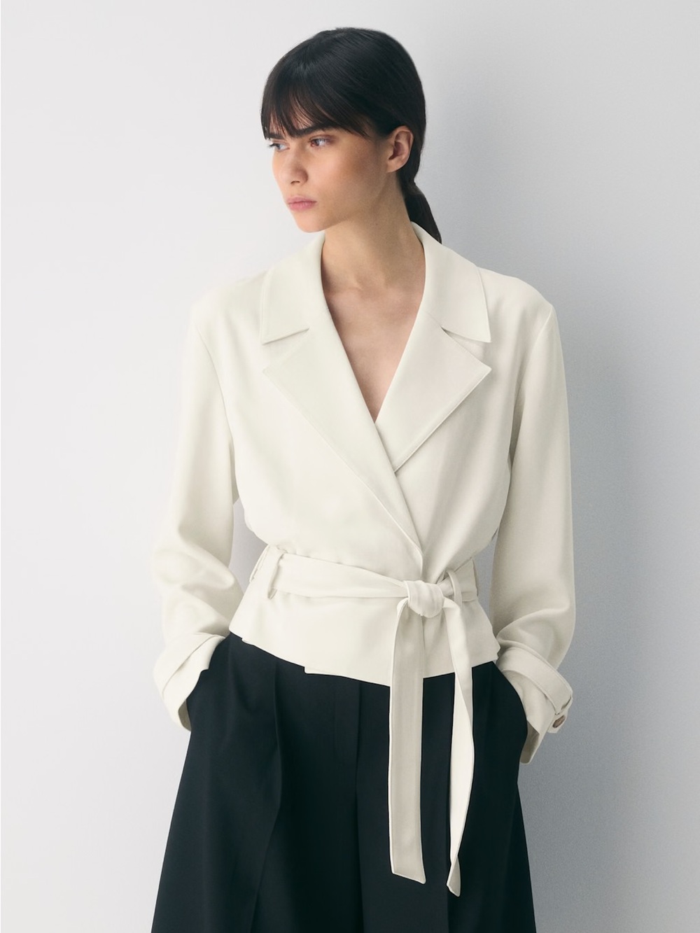 NWT - Babaton Postage Trench Coat - Sway Crepe - Vintage White Size Small
